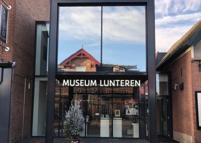 Museum Lunteren - Gevelreclame